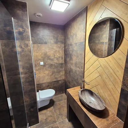 V Centre Mesta Levice,okruzna Levice